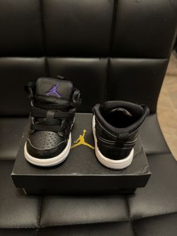JORDAN 1 MID (TD) SIZE 2c 💯🔥🔥🔥