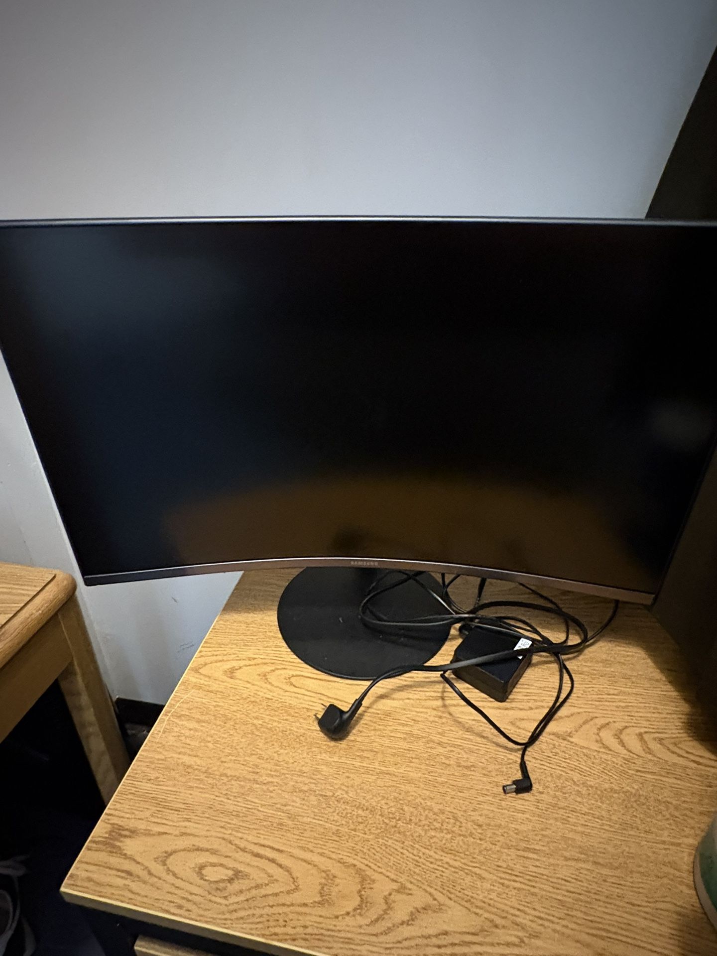Curved Samsung Monitor