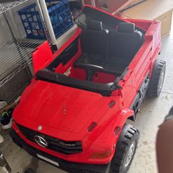 Kids 24 V Jeep