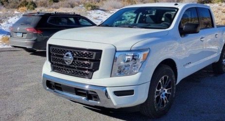 2021 Nissan Titan