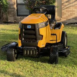 Riding Mower Cub Cadet 24Hp 50” Hidrostátic 