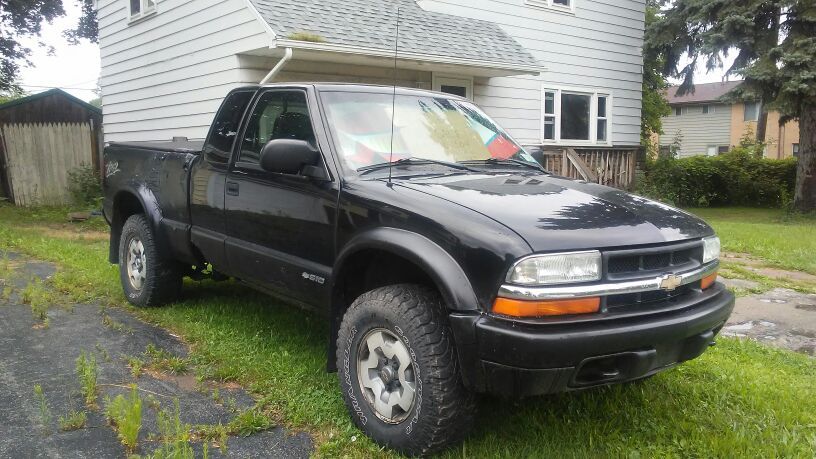 2002 Chevy S10 ZR2, 4WD