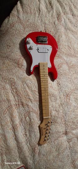 Electric guitar master play small for youth