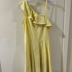 Girls Yellow Dress Size 7/8. 