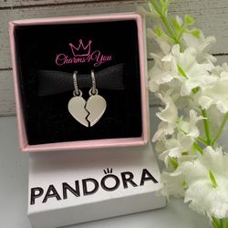 PANDORA Charm.👩🏻‍❤️‍👩🏼