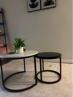 Set x2 coffee tables