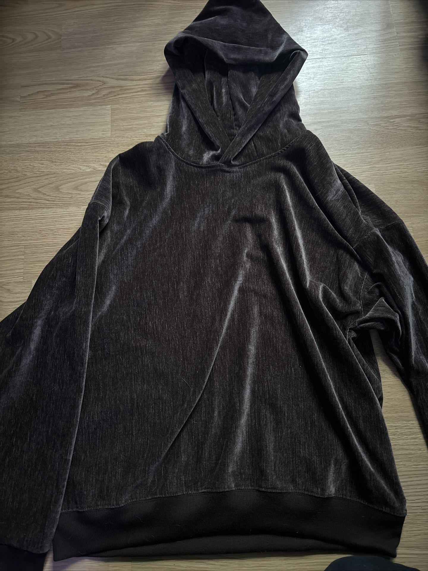 Massive Luxury Edition Men’s Pullover Hoodie Soft Velour Streetwear Sz M Brown