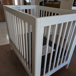 Babyletto Mini Crib 