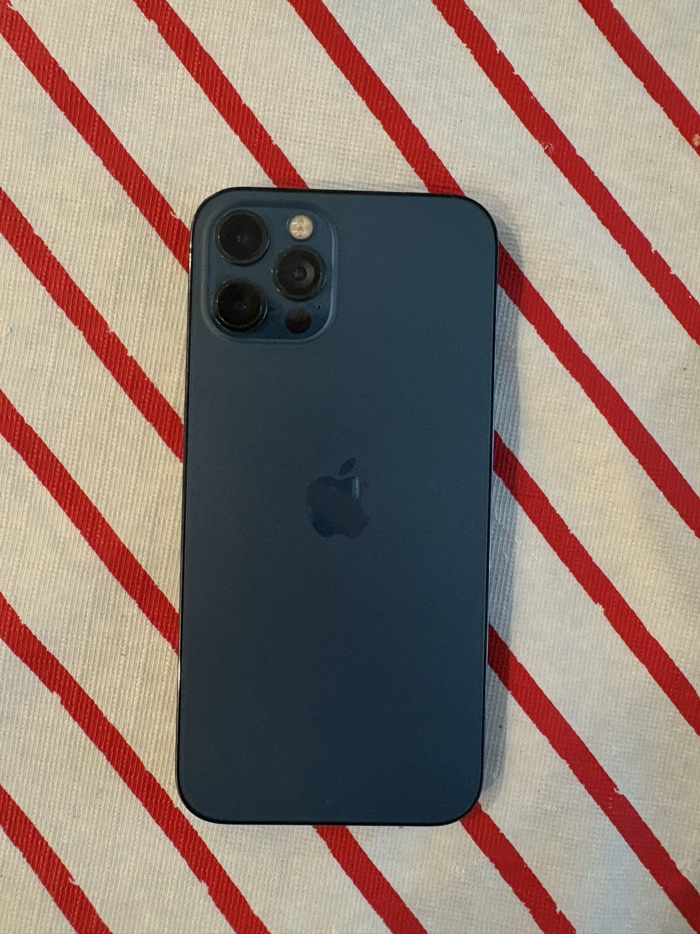 iPhone 12 Pro Color Blue