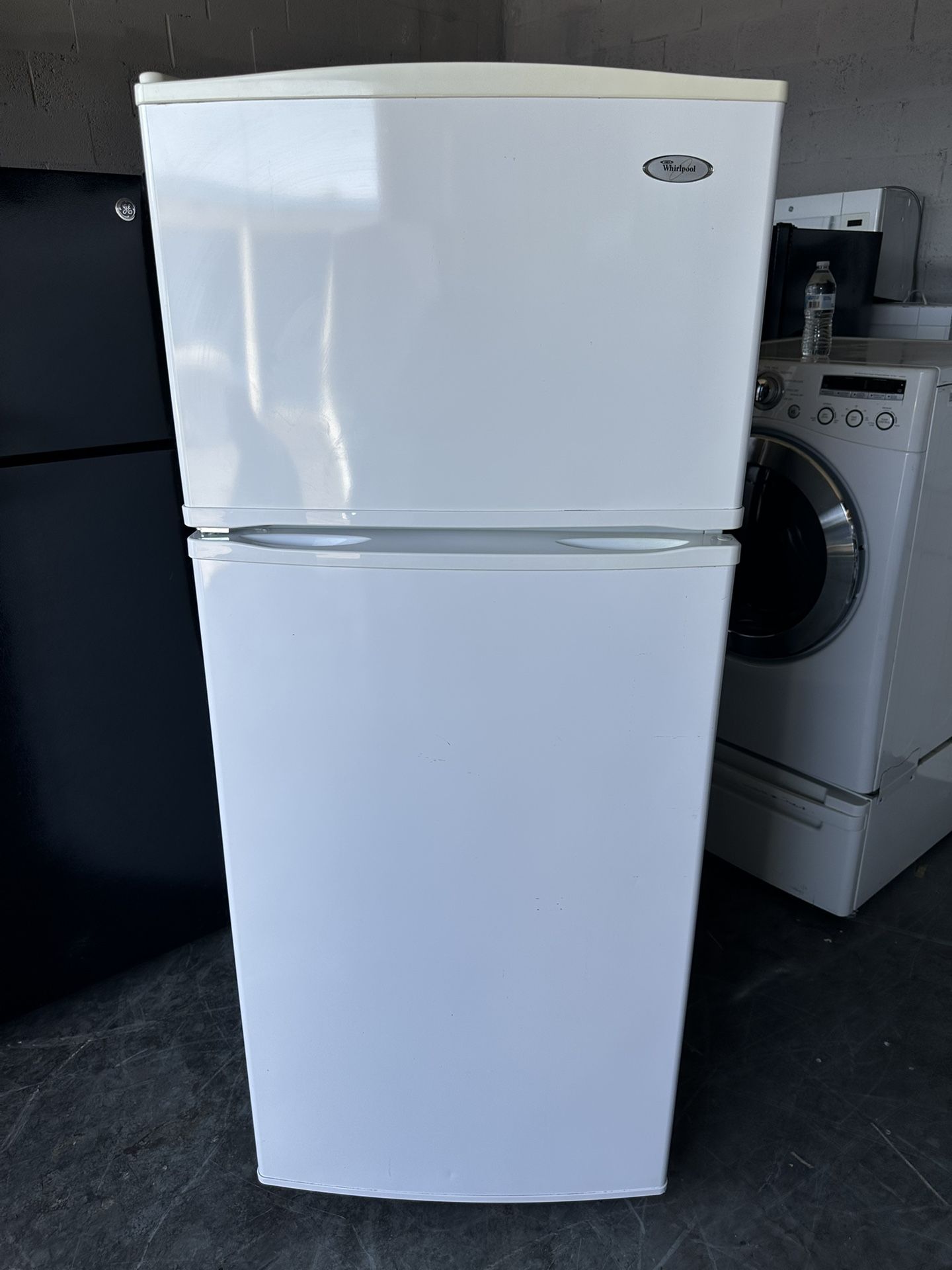 Whirlpool Refrigerator (1 Month Warranty)