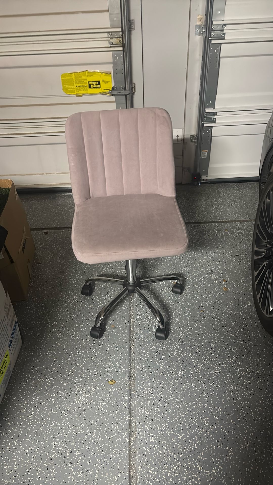Swivel Office Chair