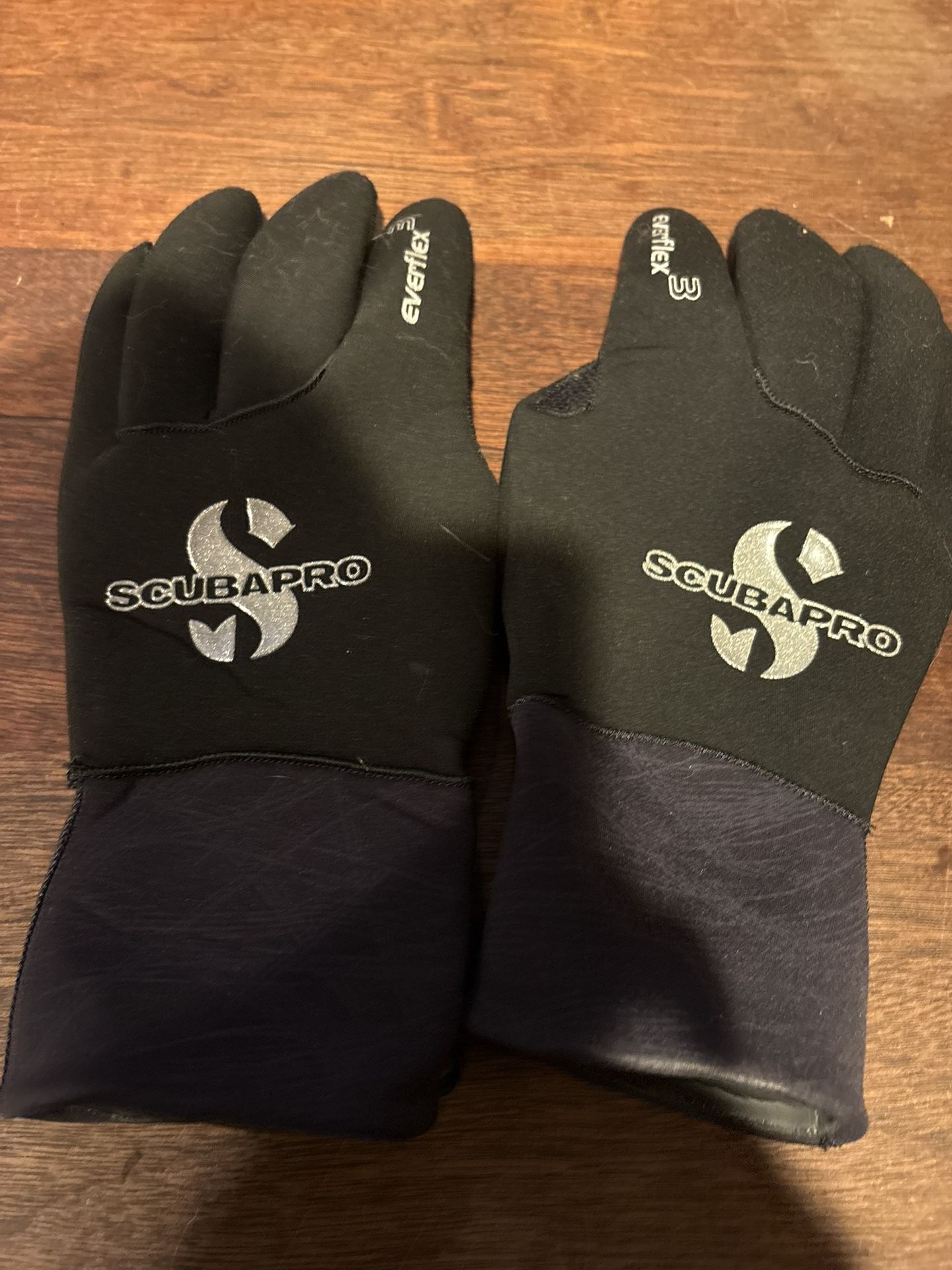 Large Dive Gloves