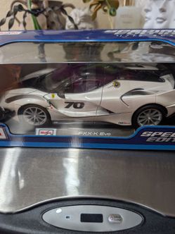 Maisto FXX-K Evo Ferrari