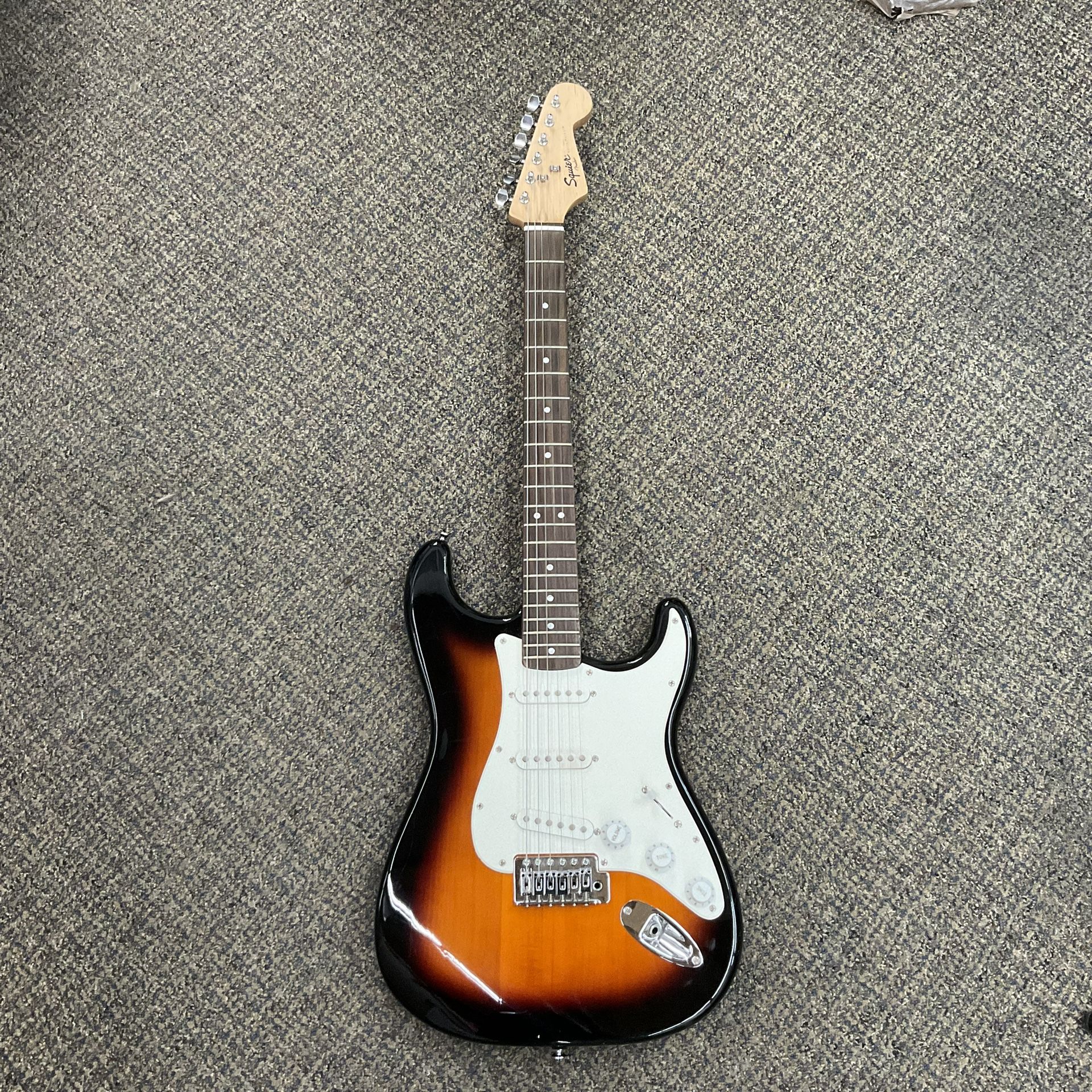 Squier Bullet Stratocaster Electric Guitar w Case