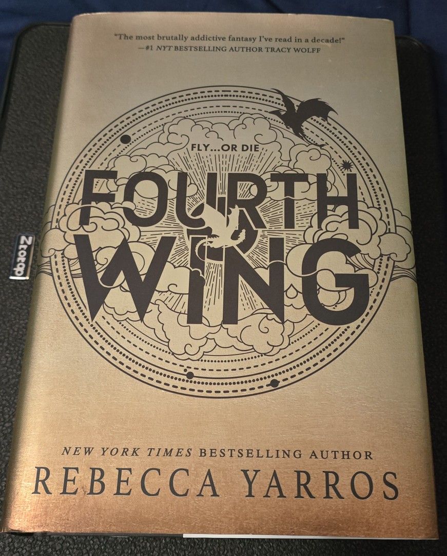 Rebecca Yarros Fourth Wing 2023 Hardcover First Edition