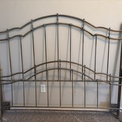 Queen Metal Bed