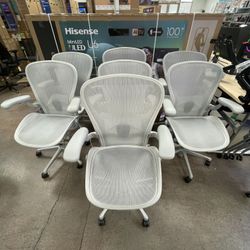 Herman Miller Aeron Remastered Fully Adjustable Office Chair (Mineral/Satin/White) - Size C Excellent SKU5871