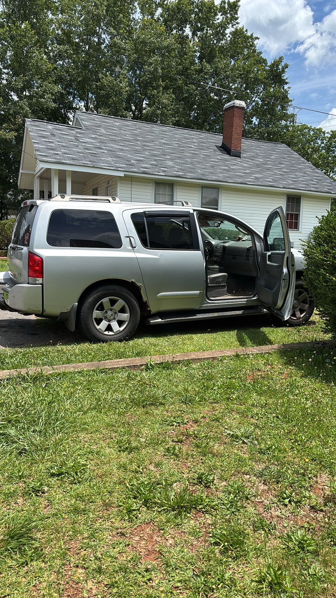 2005 Nissan Armada