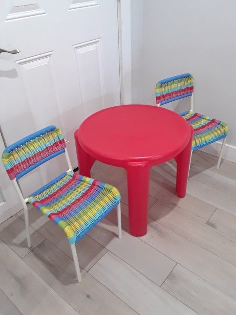 Kid Table And 2 Chairs