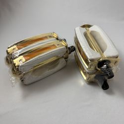 1/2 Pedals For Low Rider bikes or beach cruiser .. Selling as A Pair Pick Up temple city 