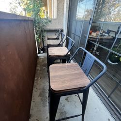 Bar Stools 