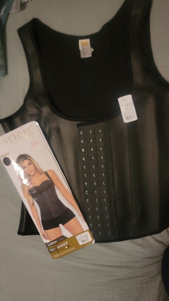 Ann Chery Waist Trainer
