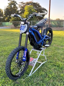 2024 Surron LBX (factory blue)