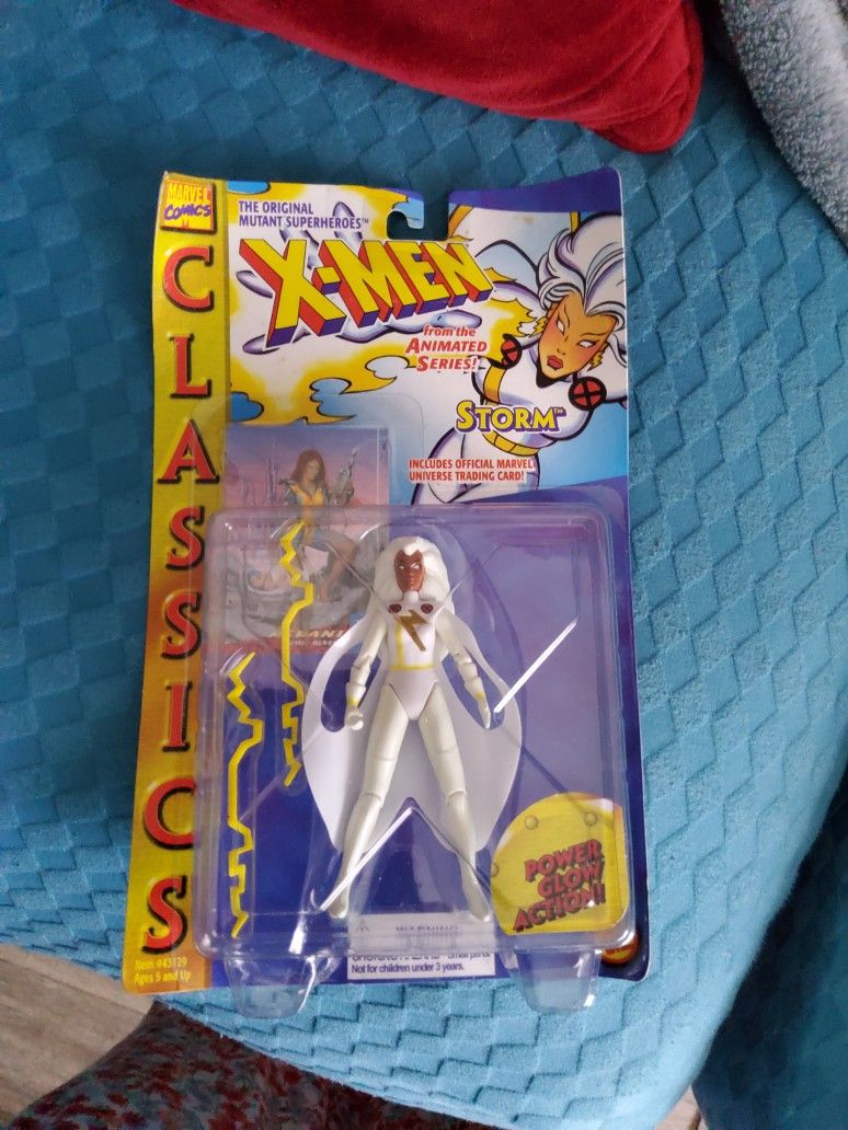 X-men Action Figure Glow In The Dark Storm.