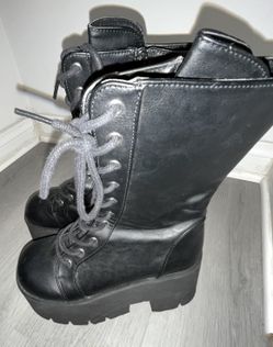platform boots demonias 
