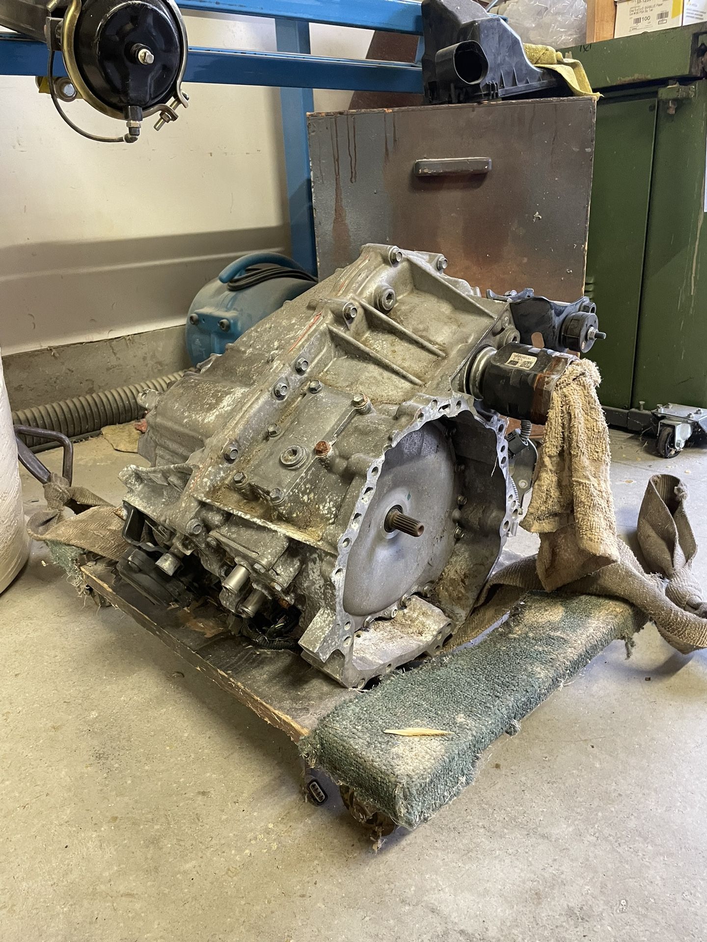 2010-2015 Toyota Prius Transmission