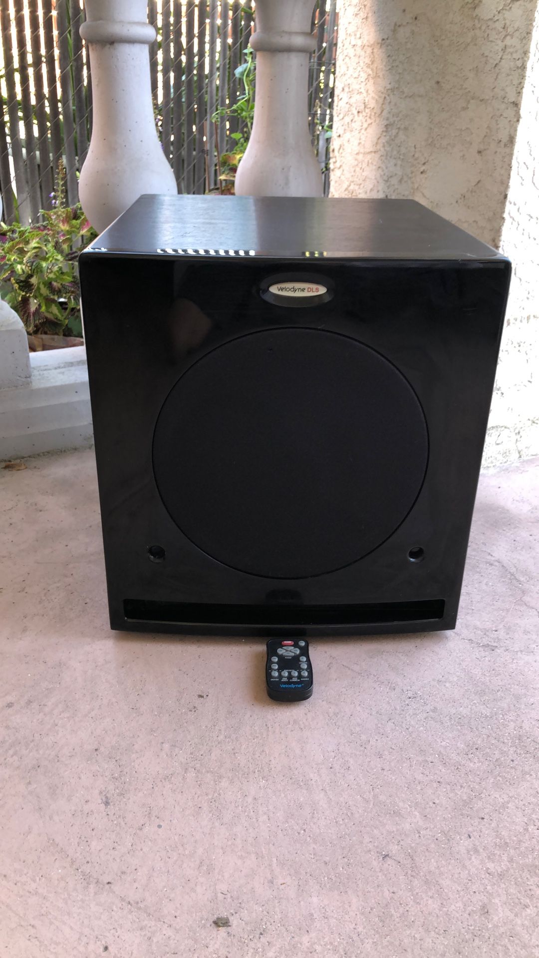 Velodyne Subwoofer Not Working.