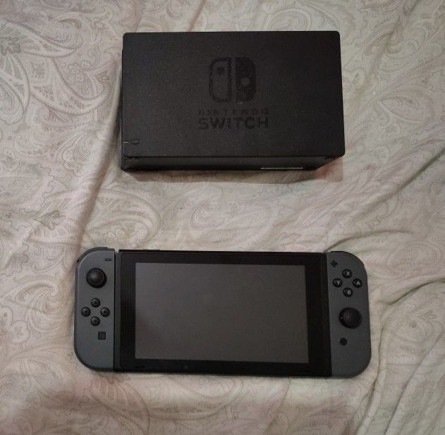 Original Nintendo Switch + Dock and 2 Joycons - NO CHARGER
