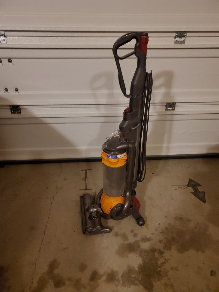 Dyson Vacuum for Sale in WA OfferUp