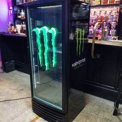 Fridge,  Refrigerator. Beverage Cooler. 