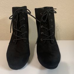 Ladies suede ankle boots size 10