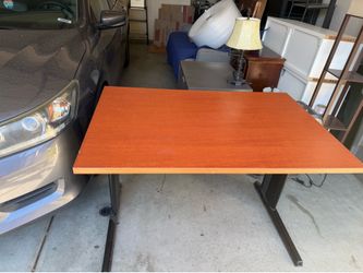 Wood grain office desk