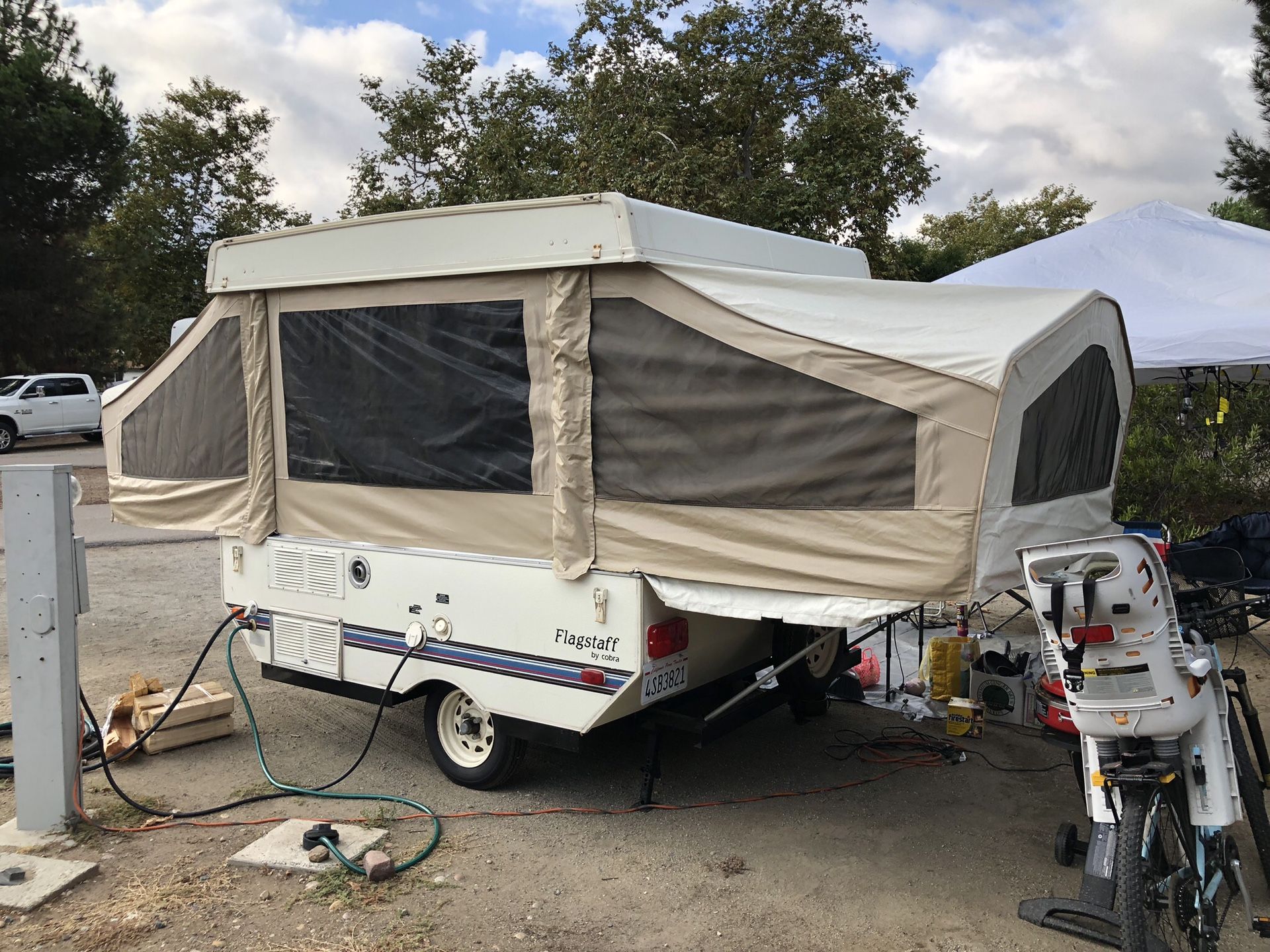Flagstaff pop up camper