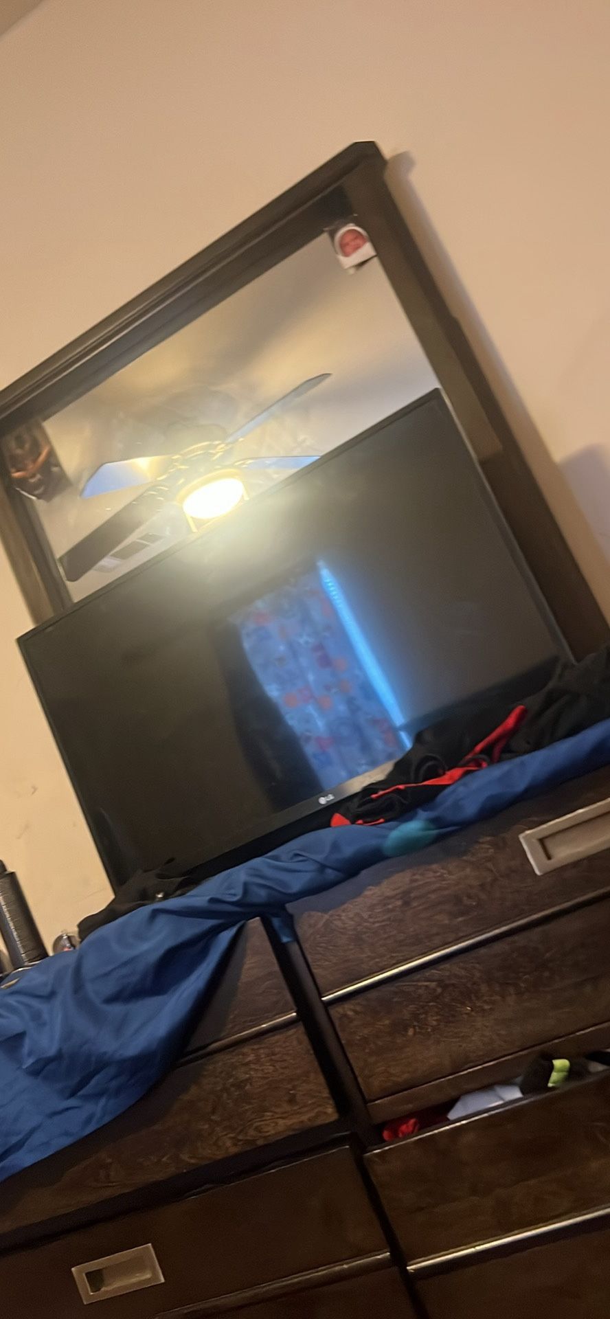 LG TV