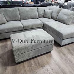 Gray Sectional W/ Storage Ottoman