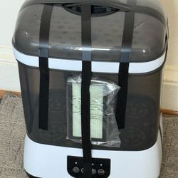 Dr. Brown’s Bottle Sterilizer and Dryer 