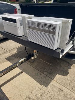 2 WINDOW AIR CONDITIONER 8000 BTU