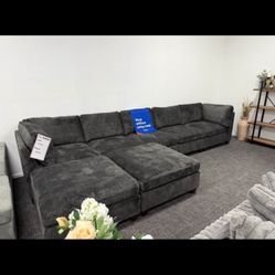 Modular Gray Sectional (FREE DELIVERY)