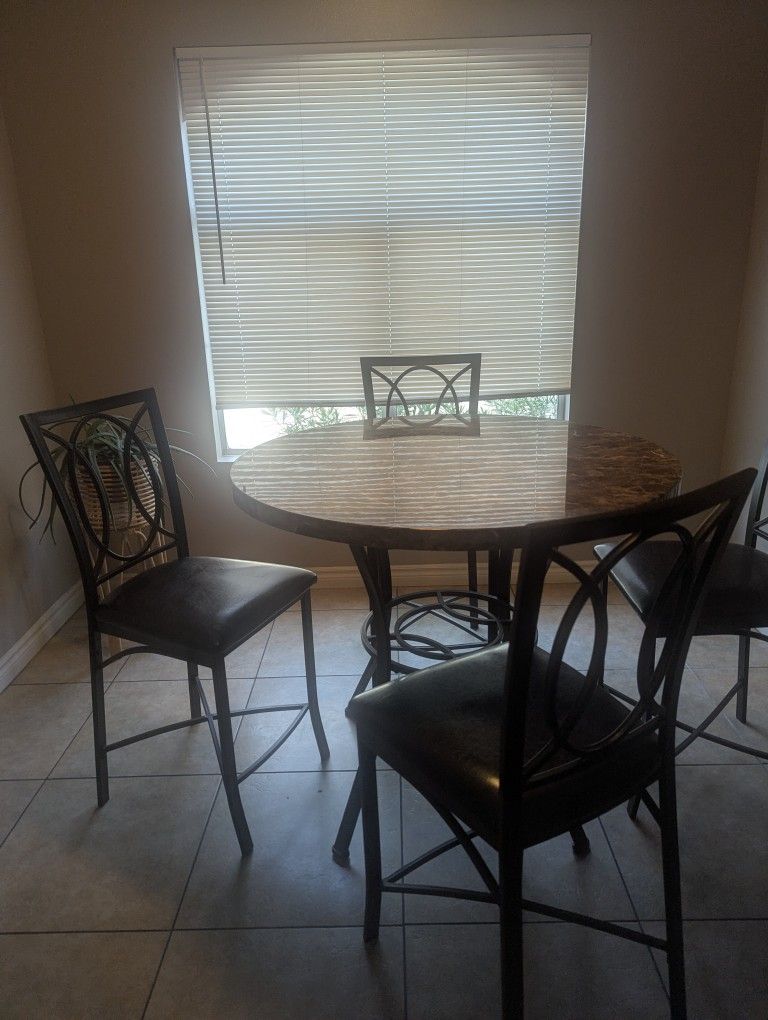 Dining Set Round Table 4 Chairs