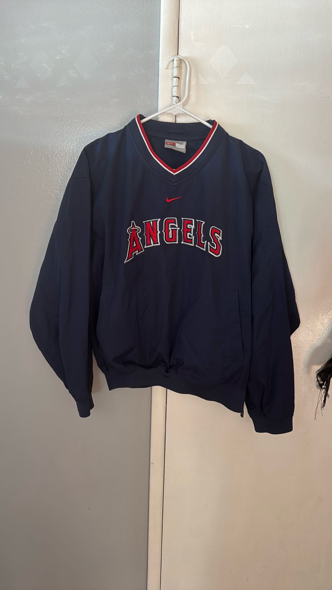 Los Angeles Angeles Windbreaker