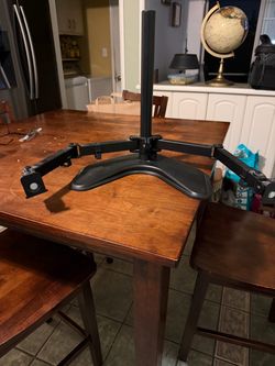 Dual monitor stand