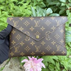 Louis Vuitton Pochette 