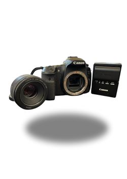 Canon EOS 60D DSLR Bundle + Canon EF 50mm f/1.8 STM Lens great condition.