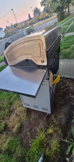 Char-Broil Performance Series 5 gas grill or skewer