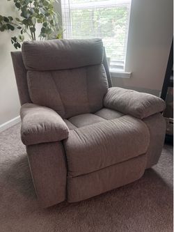 Ashley Furniture Mitchiner Recliner Grey- manual