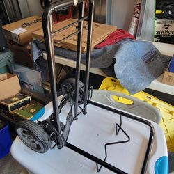 Small Foldable Dolly. I Used For Bass Cabinet. Great For Whatever